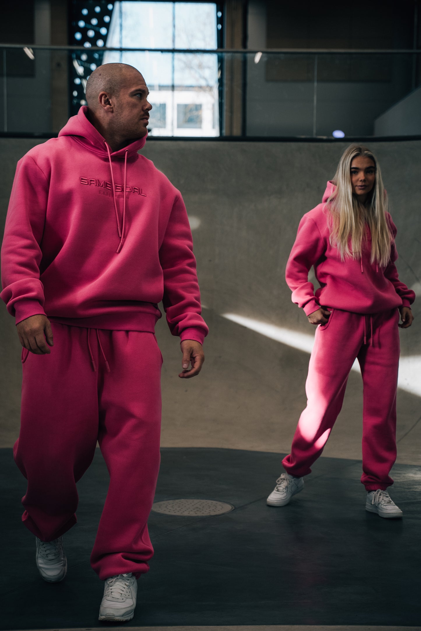 HEAVY oversize huppari pinkki