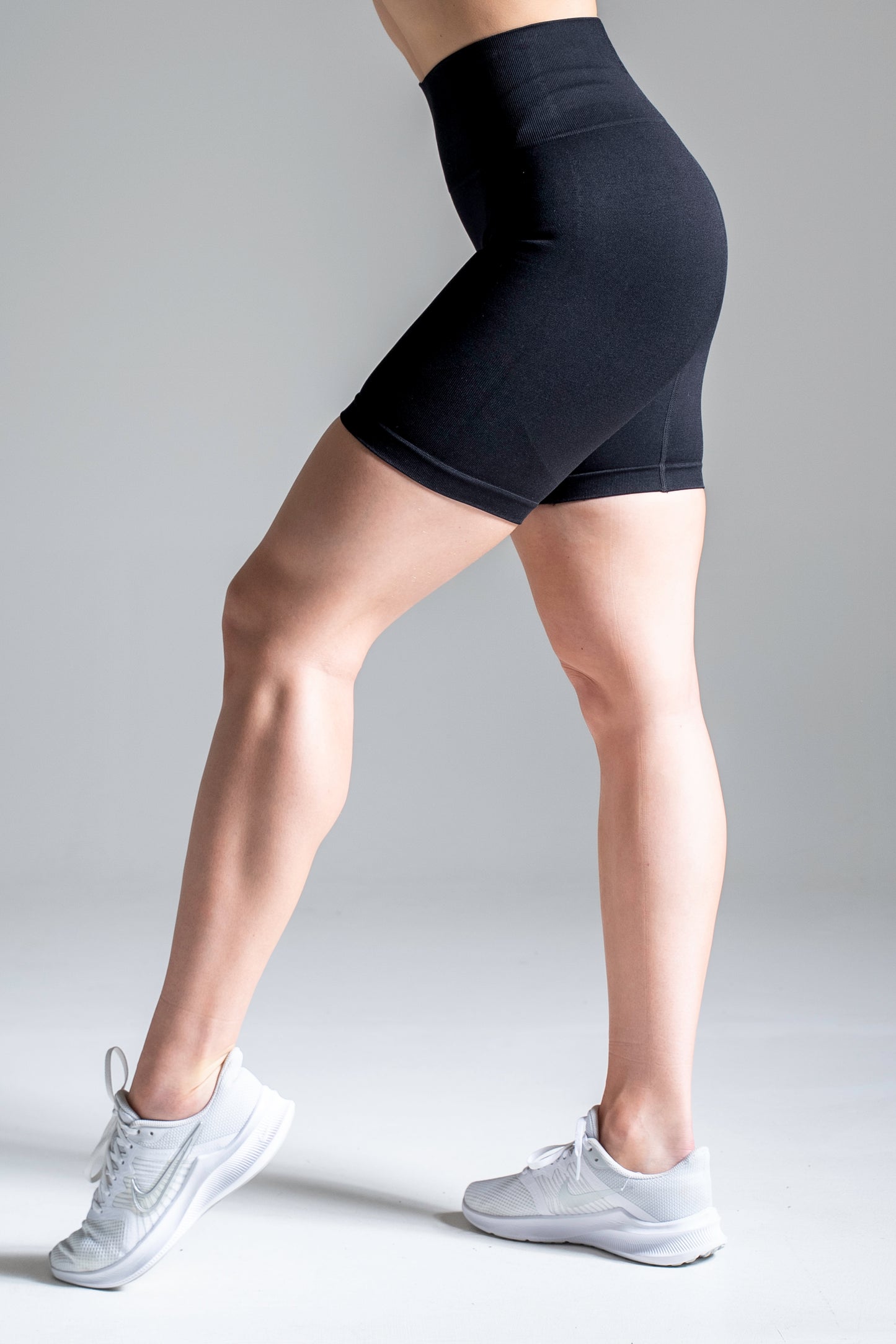 Sport seamless pyöräilyshortsit musta