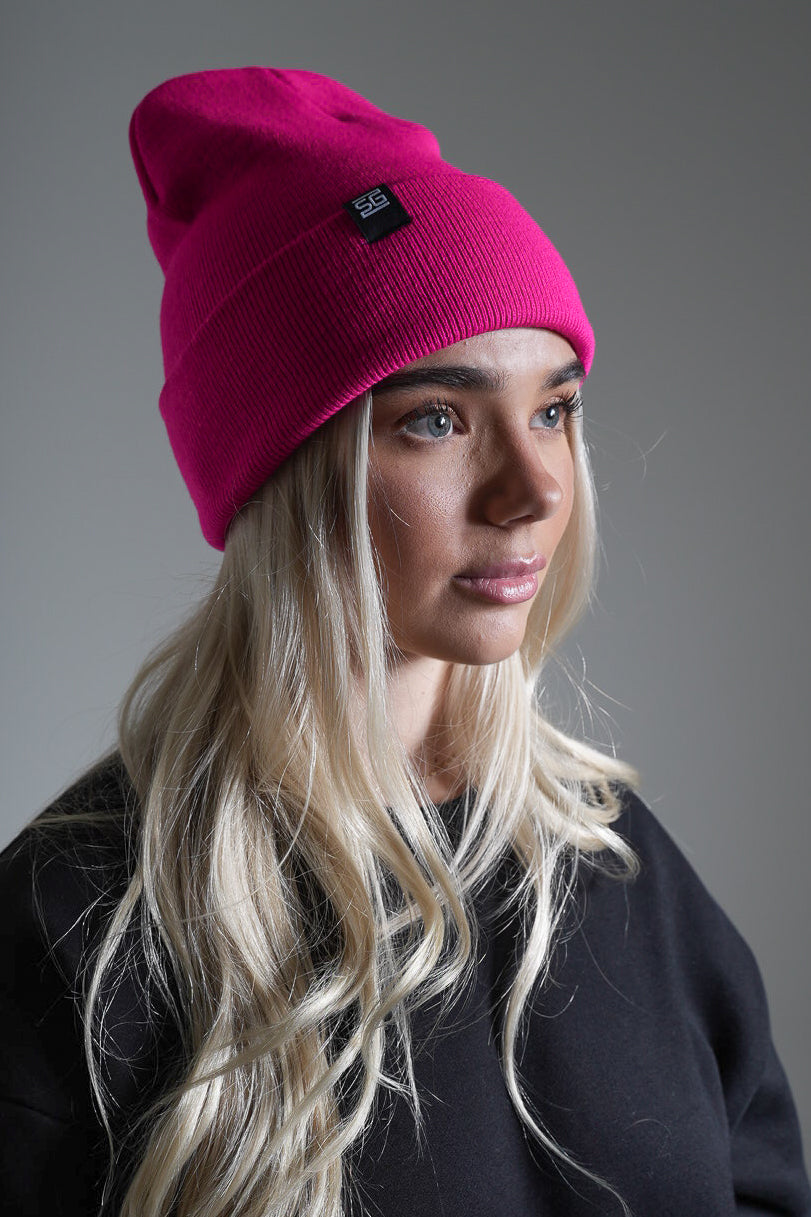 Pipo tumma pinkki